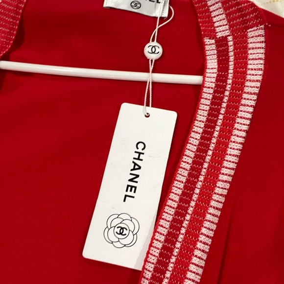 I have brand new Chanel cardi and skirt set (authentic) - Picture 2 of 3